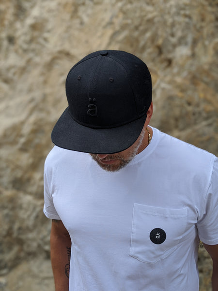 blk v1 - snapback